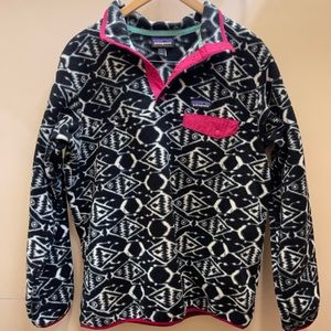 Womens Patagonia Synchilla pull over jacket large black and white 1/4 snaps